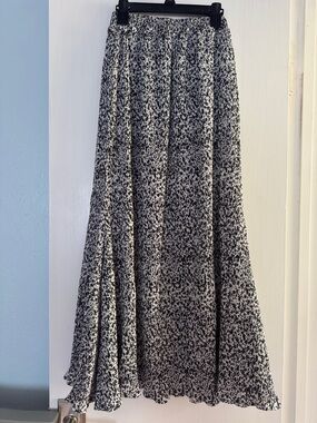 Black and White Floral Maxi Skirt - Women
